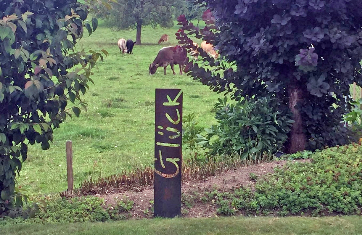 Schriftstele aus 8mm Corten