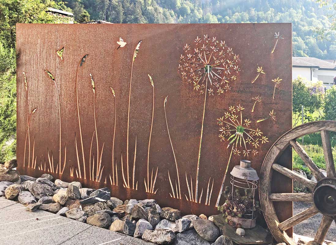 MURO Sichtschutzwand aus 10 mm Cortenstahlplatte